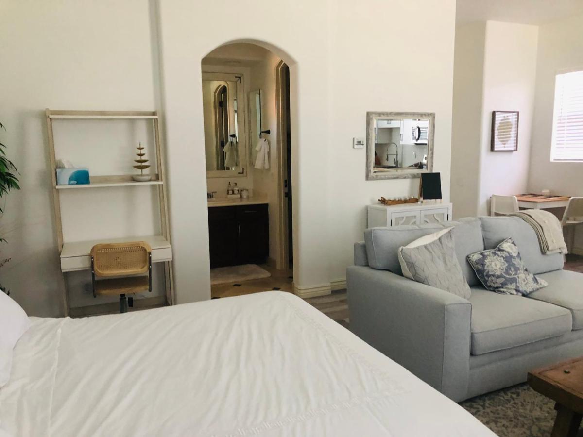 Beautiful Private Casita/Guesthouse W/ Kitchen, Access To Pool/Spa Goodyear Ngoại thất bức ảnh